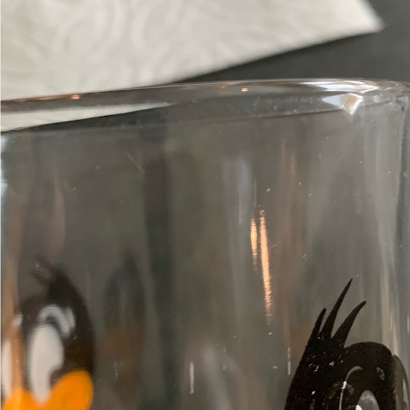 1973 Daffy Duck collector drinking glasses- set of three - Picture 6 of 8